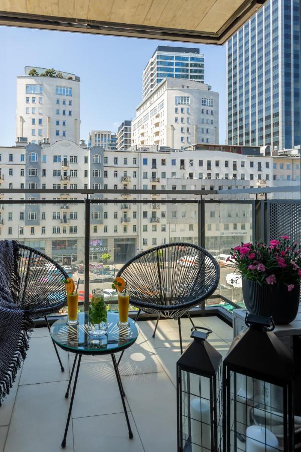 Mennica Residence Central Apartment By Renters Prestige Warschau Exterior foto